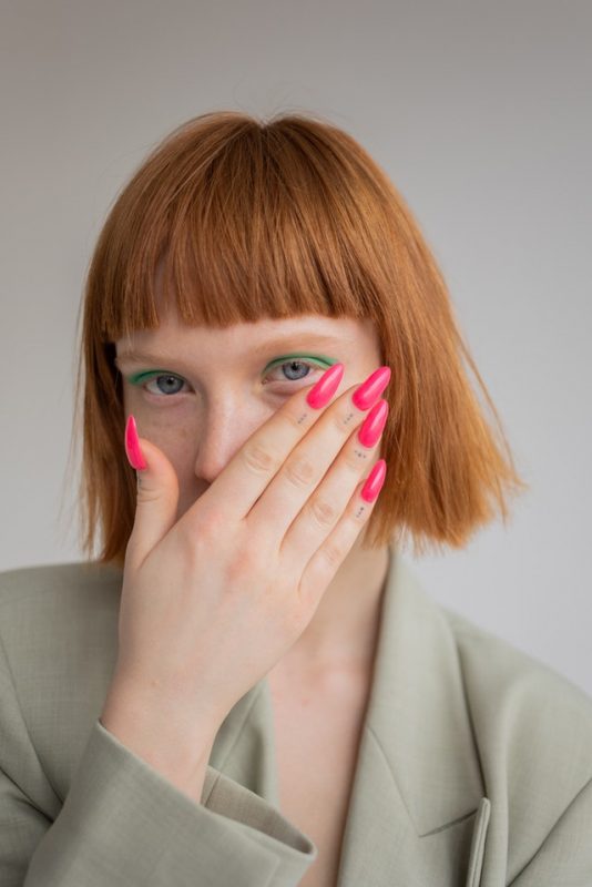 Choosing the most appropriate nail color